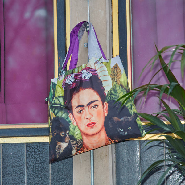 Organic frida shops Kahlo anahtarligi