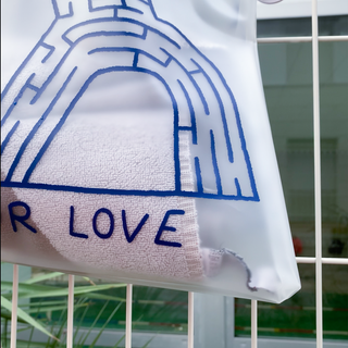 ERIC SCHWARZ Looking for Love Transparent Milky Bag